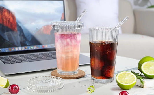 Tall Ribbed Glass Tumbler with Lid & Straw | Vintage Design