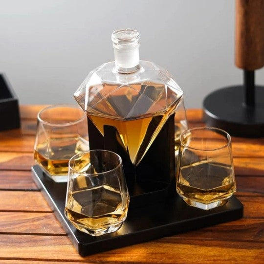 diamond-whiskey-decenter-and-glasses-with-wooden-holder-liquor-decenter-set-of-5-1